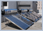 標準安裝德士特太陽能熱水器